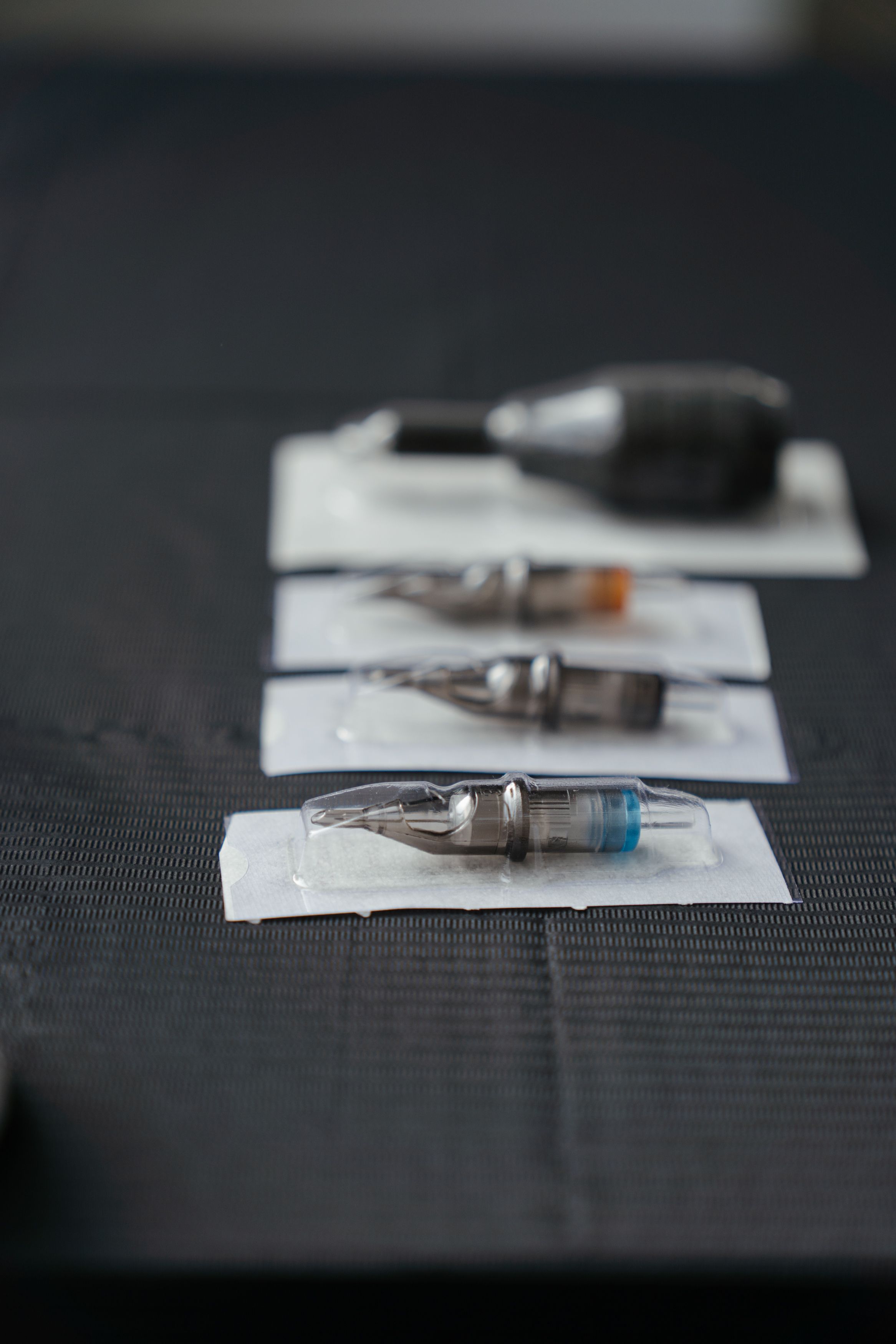 Máquina de tatuar en primer plano